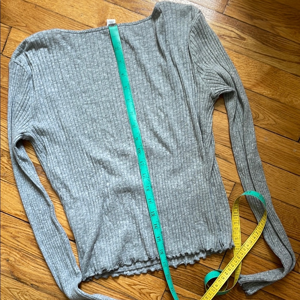 BP Gray Ribbed Knit Top - Picture 6 of 6